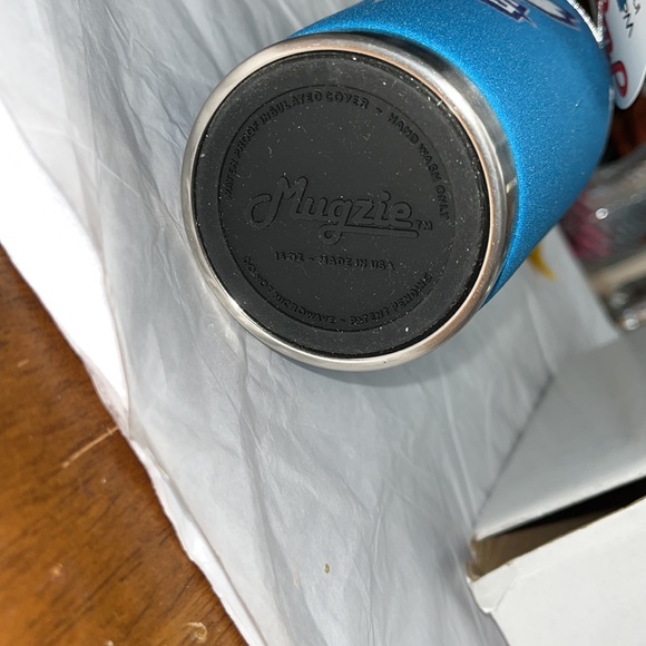 NIB Mugzie 16oz NBA Charlotte Hornets Stainless Steel Travel Mug, neoprene grip. - Picture 6 of 8